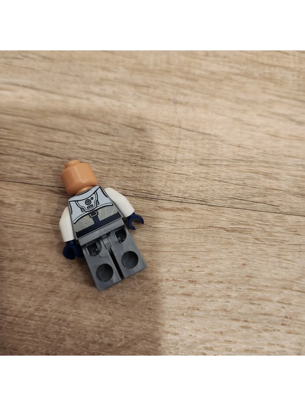 LEGO Collectible Astronaut Minifigure 5002147 TRU Exclusive Space Explorer Rover
